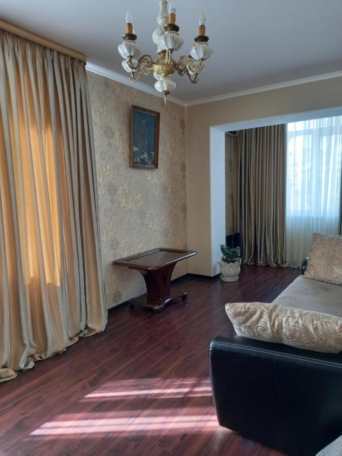 Квартира Марина Lejlighed Pitsunda Eksteriør billede